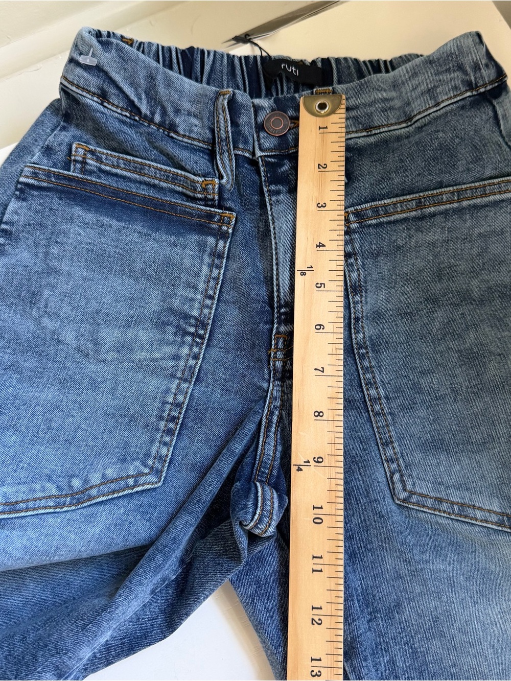 Ruti NWT Barrel Jeans Petite Slouchy Tapered Patch Pockets Blue Denim Size 2 - Picture 7 of 10